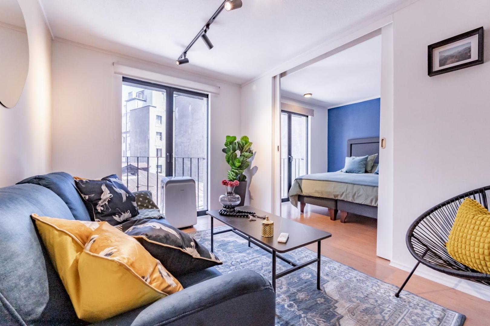 San Carlos Rentals - Lastarria Santiago Exterior photo