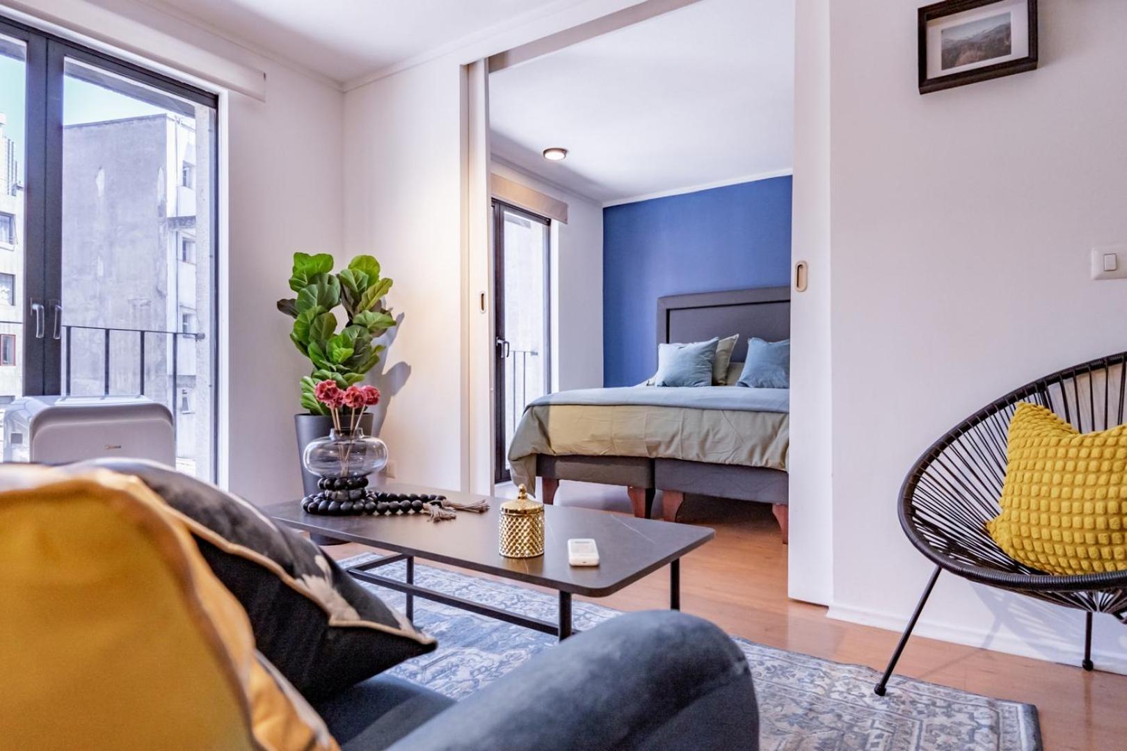 San Carlos Rentals - Lastarria Santiago Exterior photo